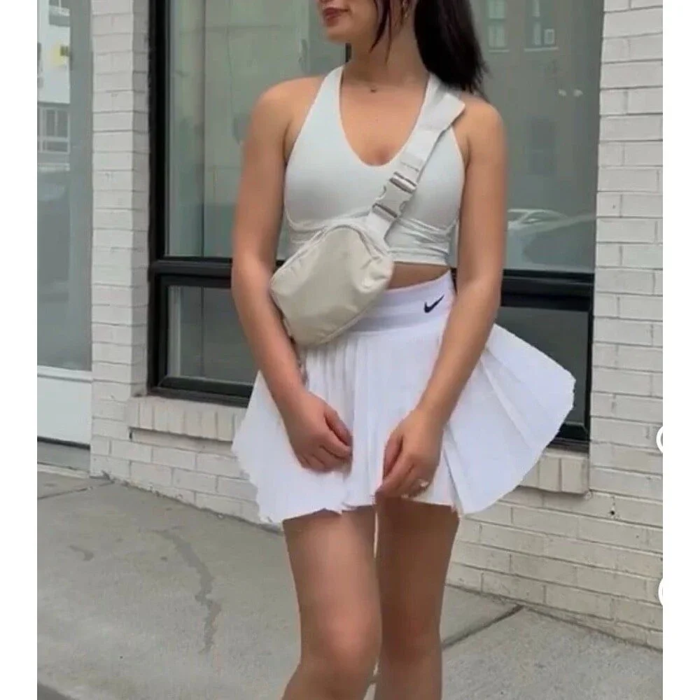 Nike Women's White Pleated Tennis Skort - Size Small